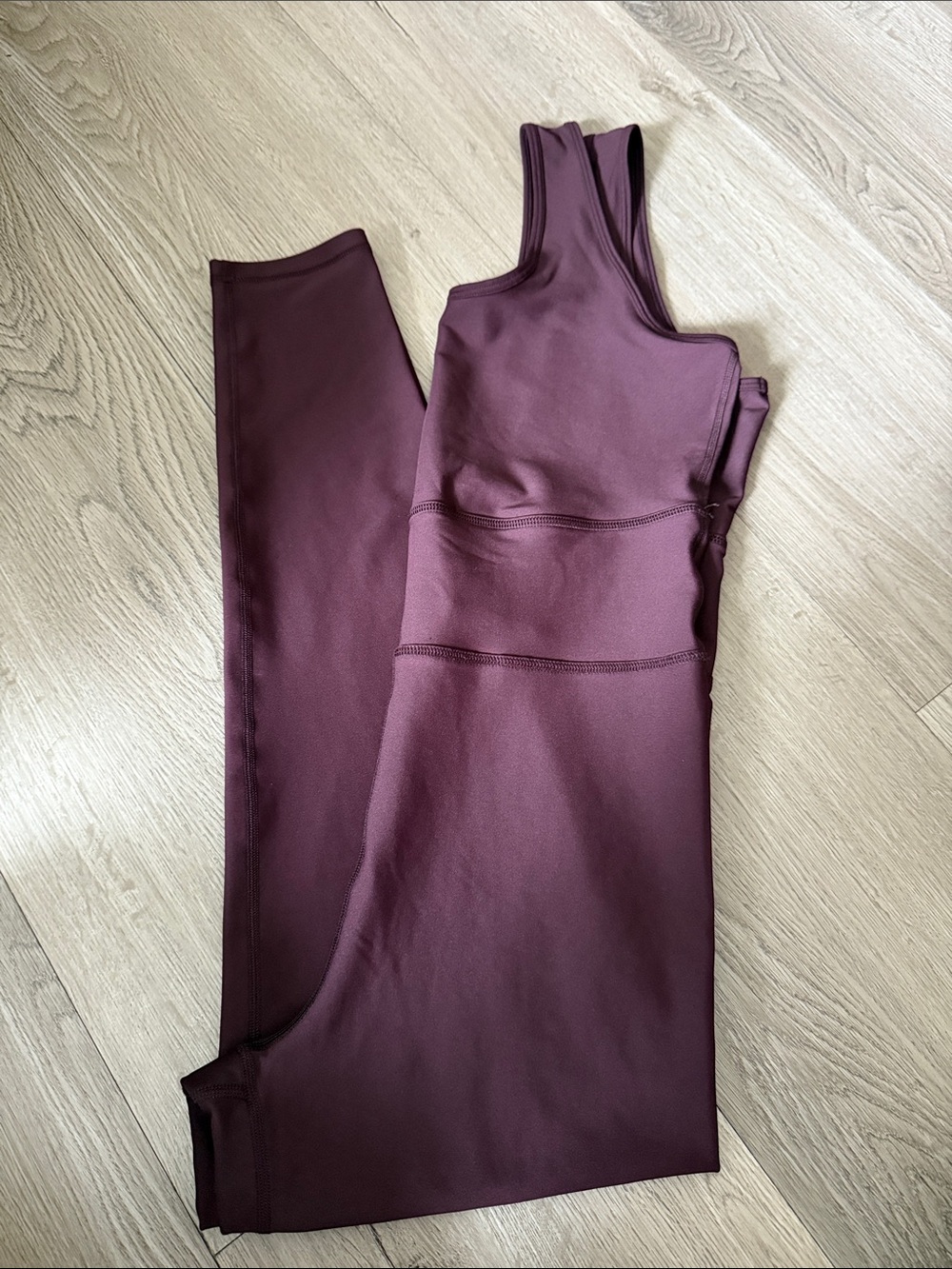Old Navy Wine Scoop-Neck Seamless Jumpsuit - Picture 3 of 4
